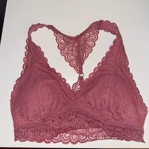 Hollister Lace Bralette in Mauve